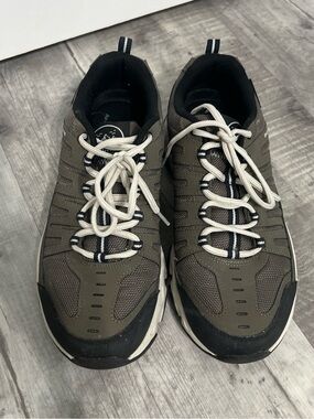 Men's Crossbar Stilholt Hiking Outdoor Trail Sneakers - Size 10.5